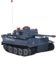 Танк на радиоуправлении, с инфракрасным наведением, со звуком и светом, с аккумулятором 16х23х17  от интернет-магазина Континент игрушек